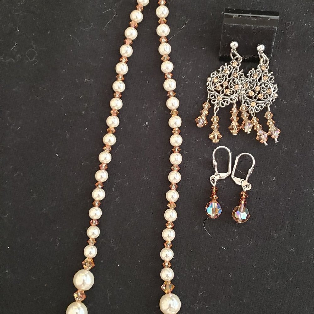 Lot of handmade Swarovski crystal/glass pearl necklace; 2 pair pierced earrings;